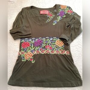 JWLA Olive Knit Tee with Embroidery